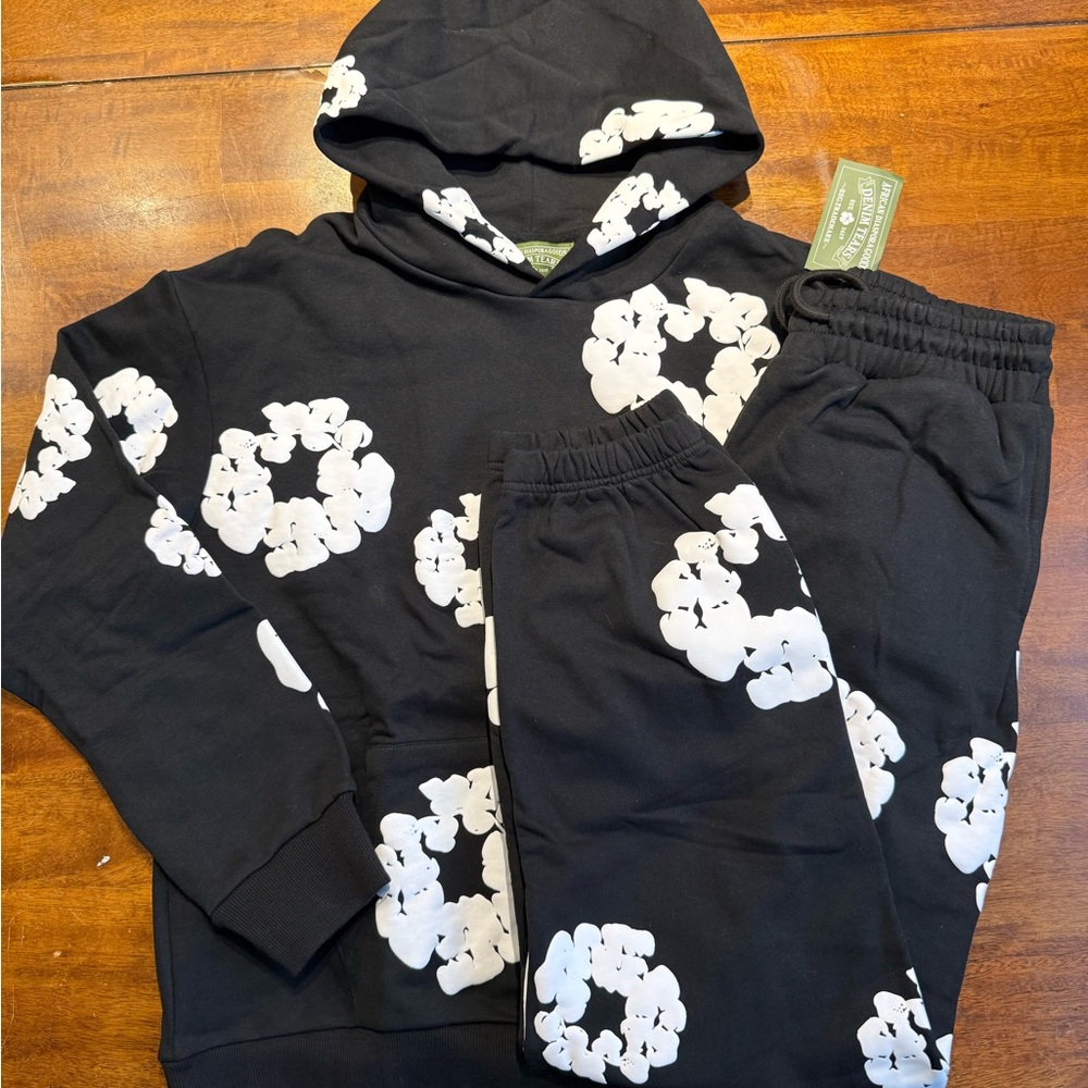Denim Tears Black Hoodie and Joggers with White Floral Print *FULL SET* Size L